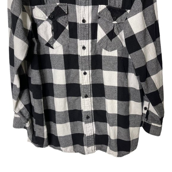Koman Mens M Black and White Plaid Flannel Shirt Long Sleeve Button Chest Pocket - Picture 4 of 12